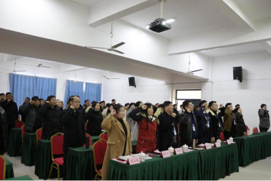 南昌向遠(yuǎn)軌道技術(shù)學(xué)校召開2023年新學(xué)期全體教師大會