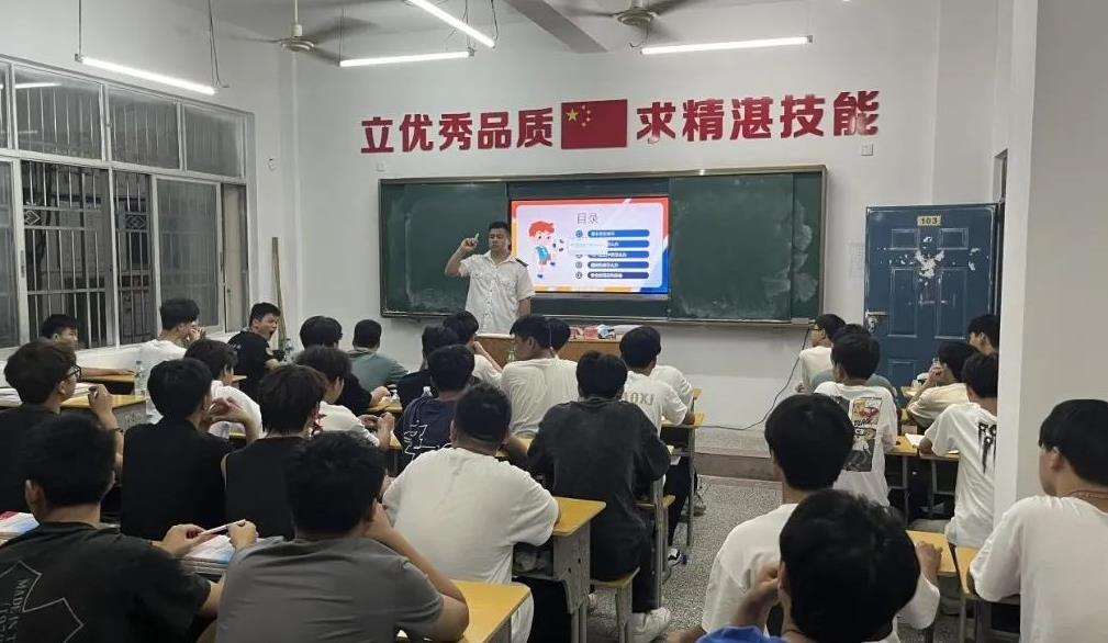 南昌向遠軌道技術學校（向塘校區(qū)）開展“勿忘國恥 銘記‘九一八’”愛國主題系列活動