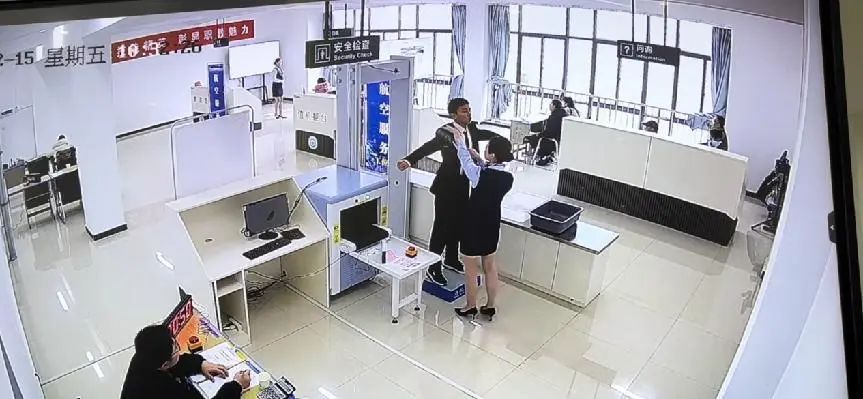 南昌向遠軌道技術學校航空服務賽場