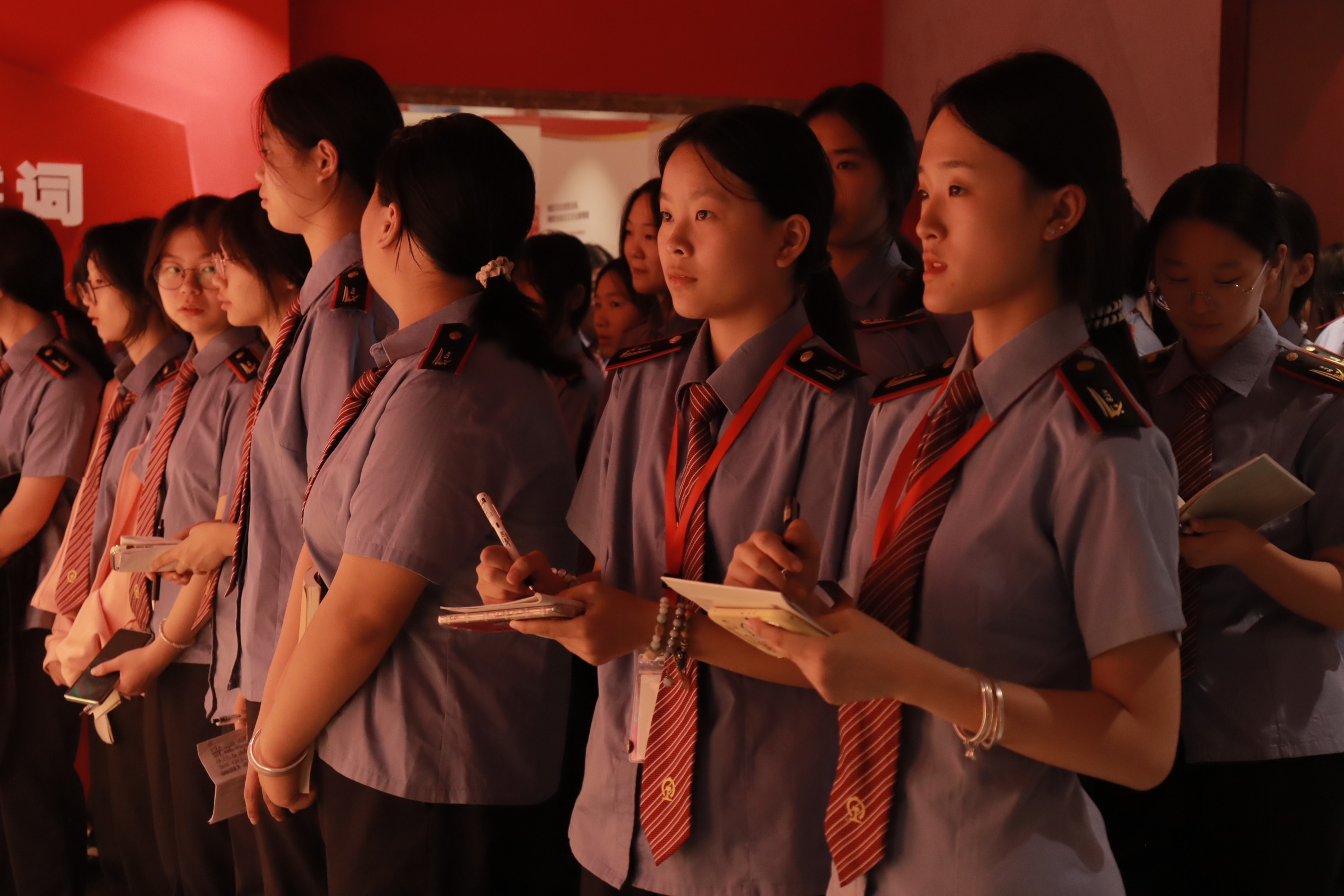 南昌向遠(yuǎn)軌道技術(shù)學(xué)校思政育人用好用活學(xué)校黨史館，做好紅色基因傳承人
