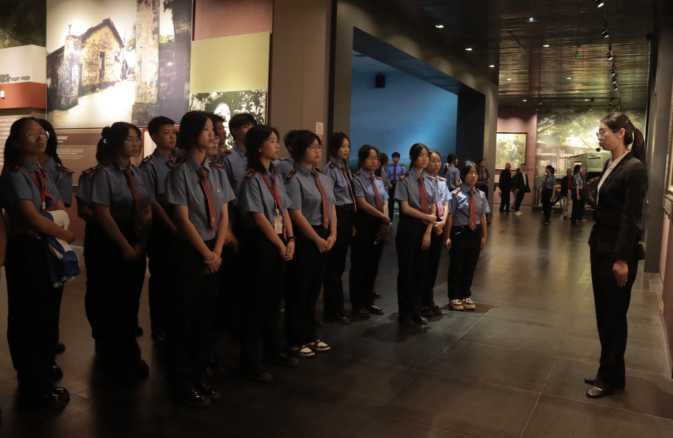 把思政課搬到小平小道陳列館|南昌向遠軌道技術(shù)學(xué)校團委開展11月主題團日活動