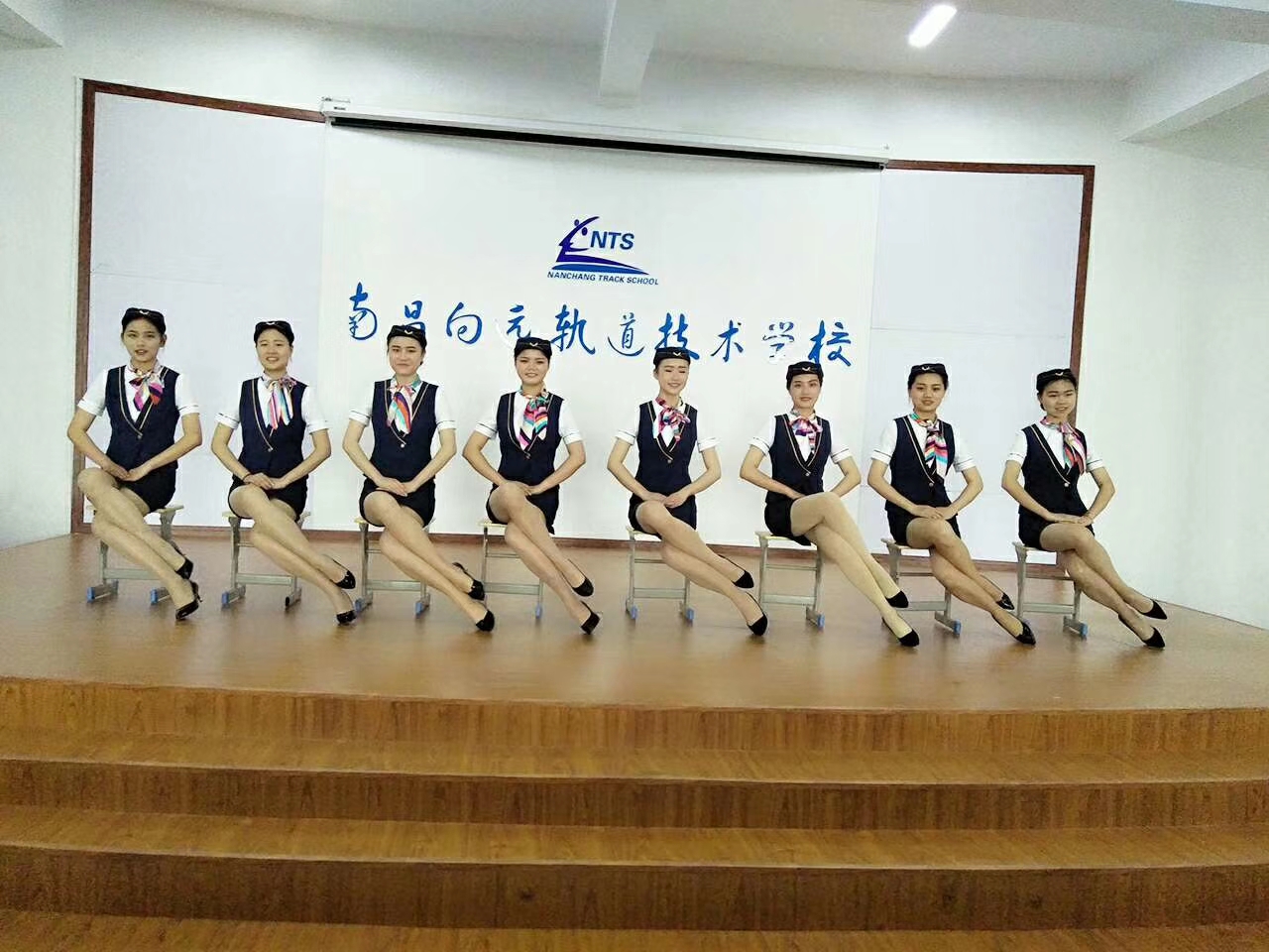 南昌向遠軌道技術(shù)學校禮儀社
